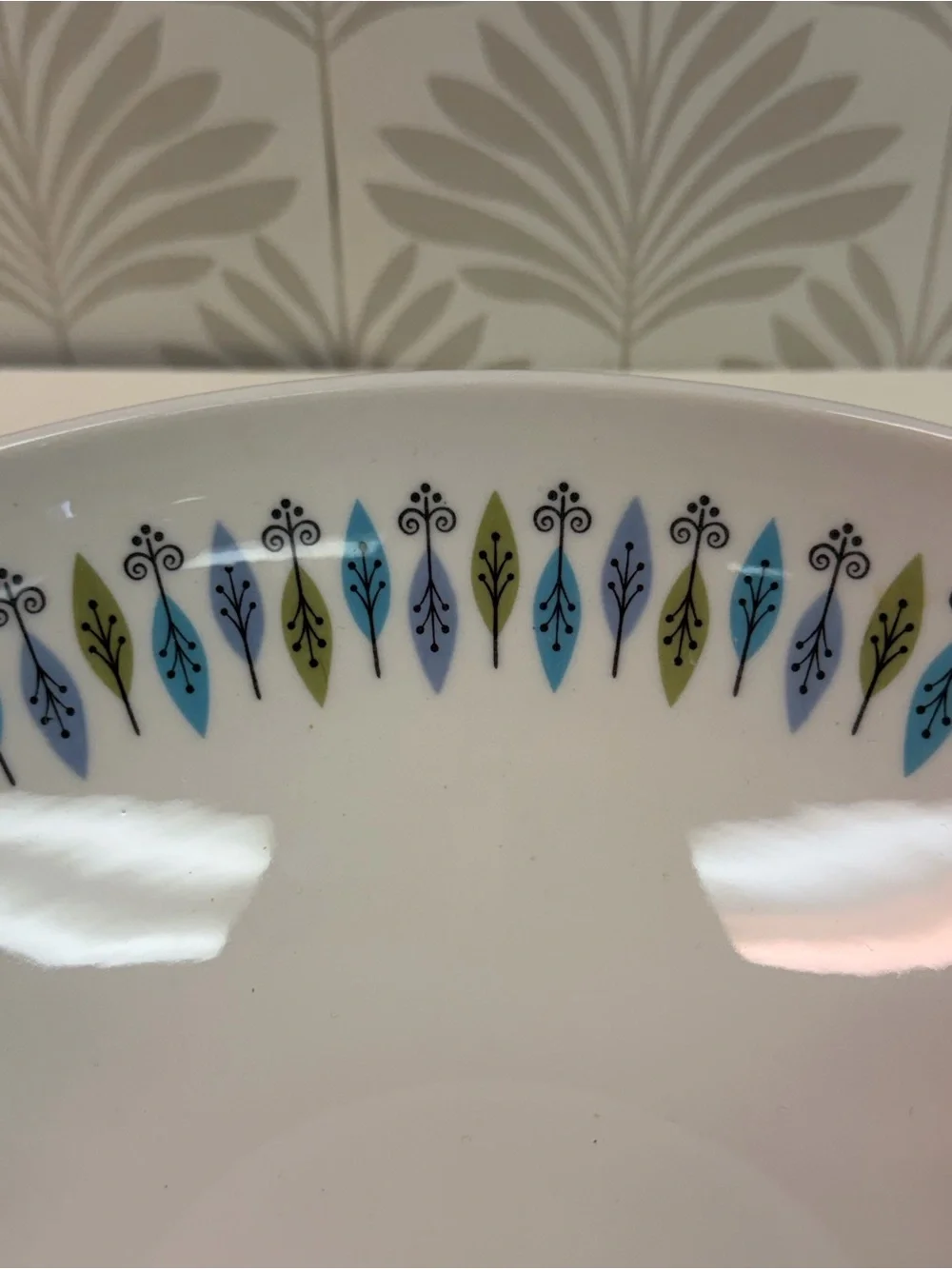 Vintage Carefree True China Nordic Syracuse Atomic Pattern Serving Bowl 9.5”